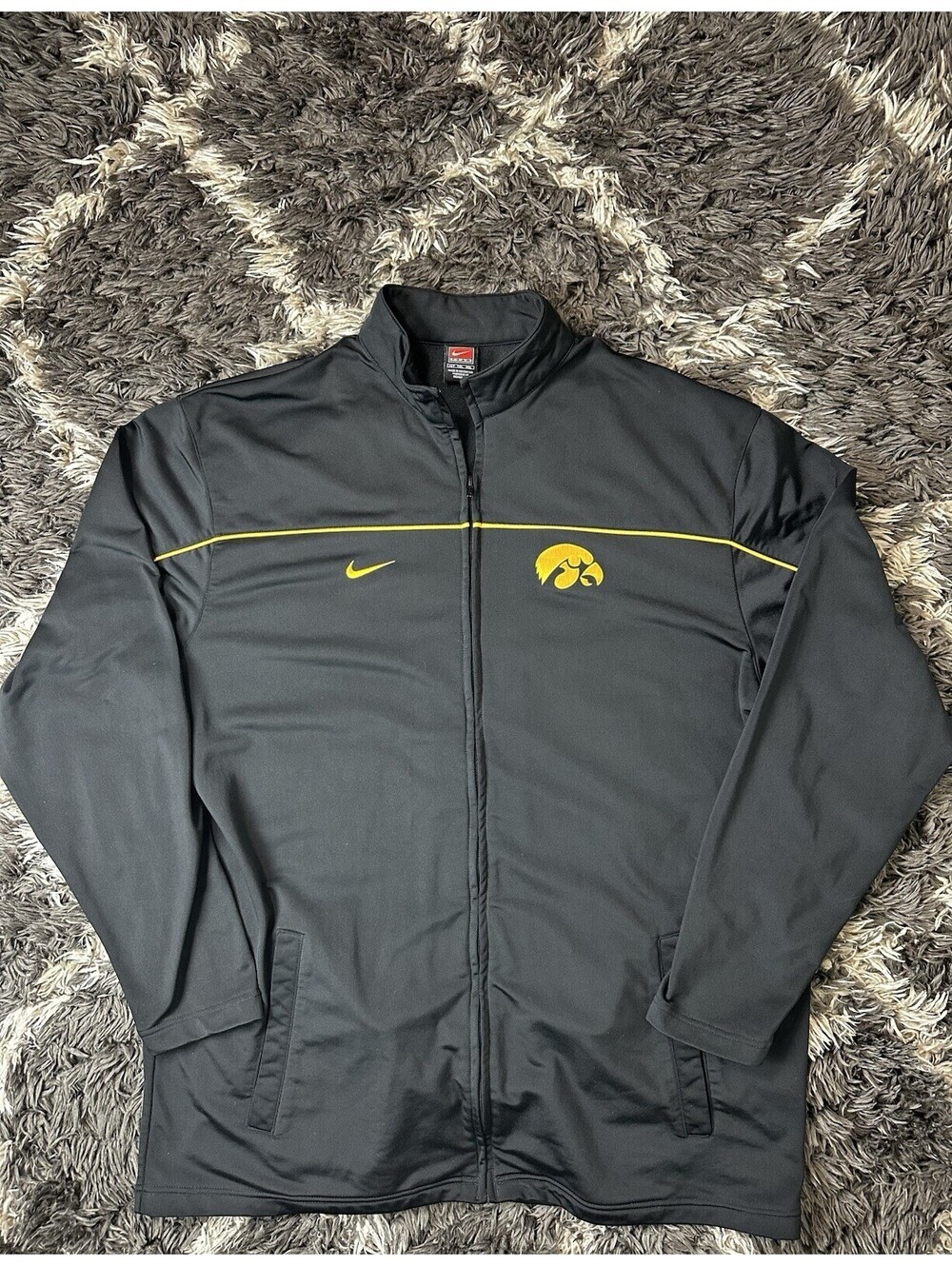 Nike Team Iowa Hawkeyes NCAA Full Zip Track Jacket Mens XL Extra Long XLT